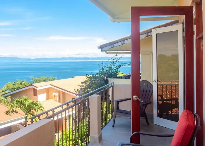 Cielo - Oceanview 3br