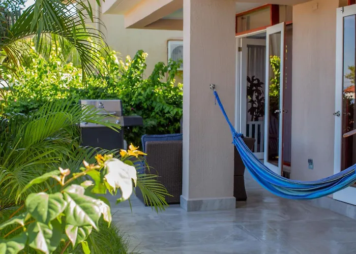 Cielo - Oceanview 3br Villa